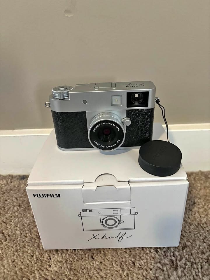 Fujifilm X-Half (2025)