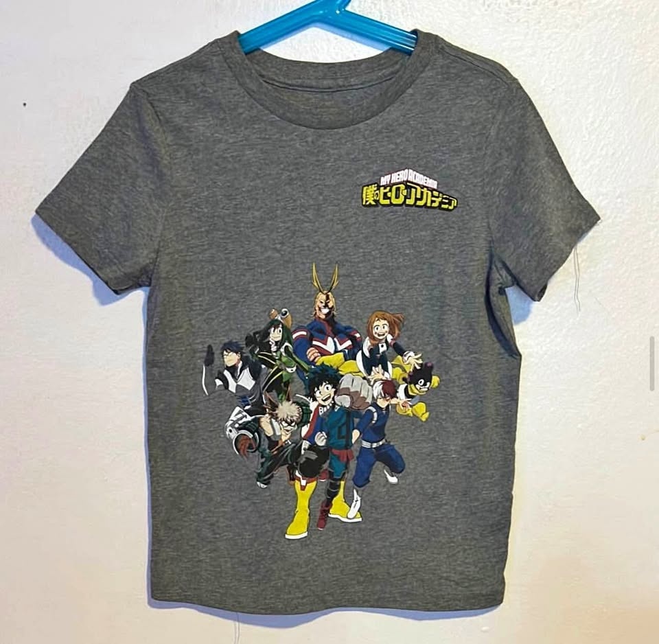 BOYS TSHIRT SIZE:XS PRICE:$35