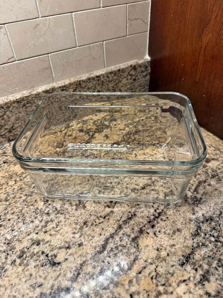 Clear Glasrock Casserole Dish