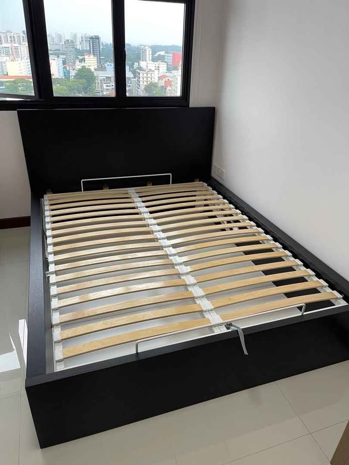 🇨🇦 IKEA Queen Storage Bedframe - photo 3
