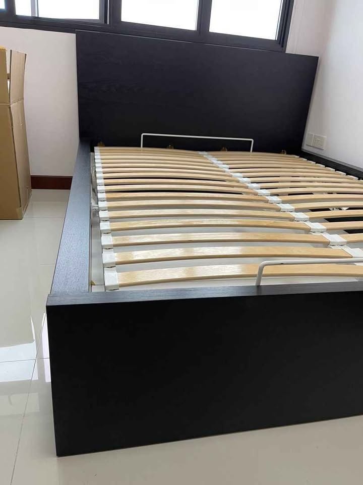 🇨🇦 IKEA Queen Storage Bedframe - photo 4