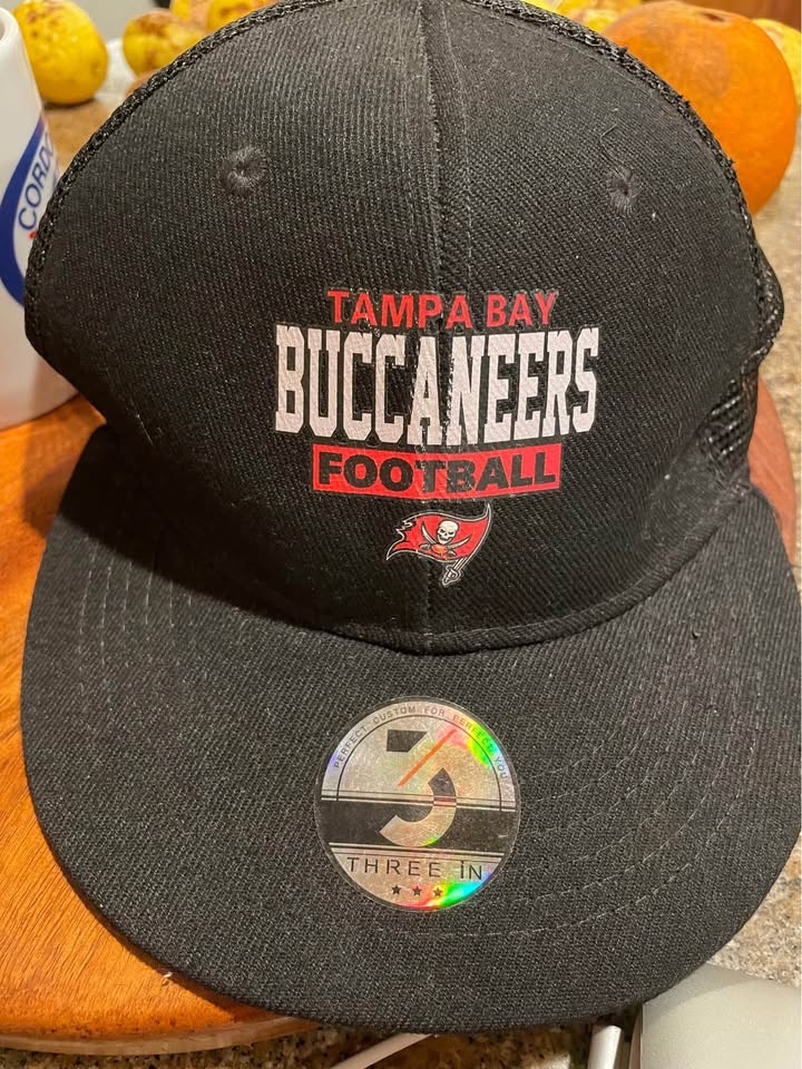 Assortment of Baseball caps - photo 2
