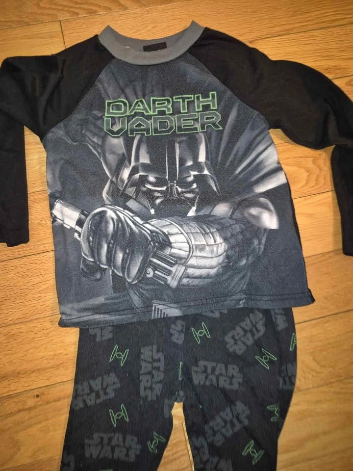 Darth Vader PJs size 6 - photo 2
