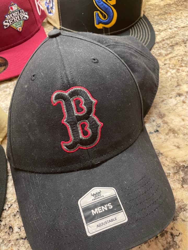 MLB and NBA Hats - photo 3