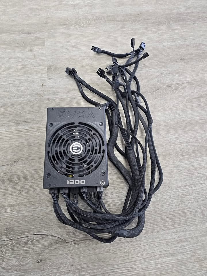 EVGA SuperNOVA 1300 G2, 80+ GOLD 1300W, Fully Modular