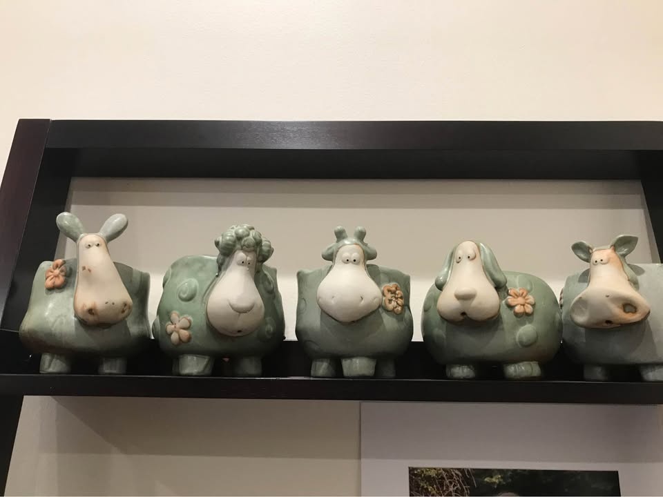 Set of 6 Decorative Pots