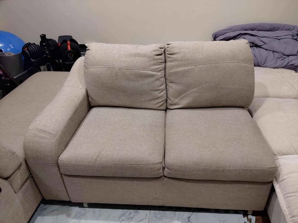 Sectional Couch - photo 5