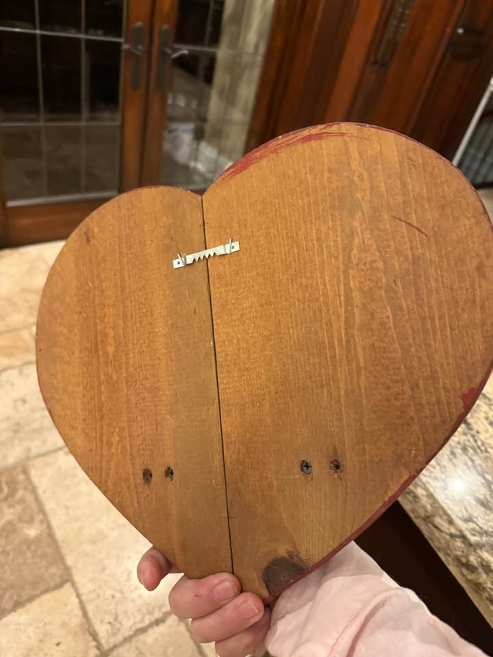 Rustic wooden heart - photo 2