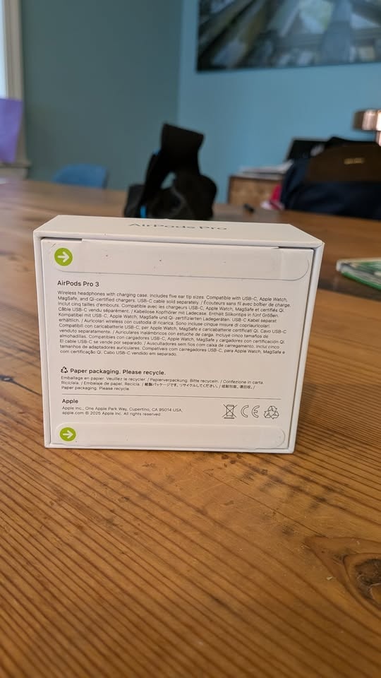 Airpods pro 3 - photo 3