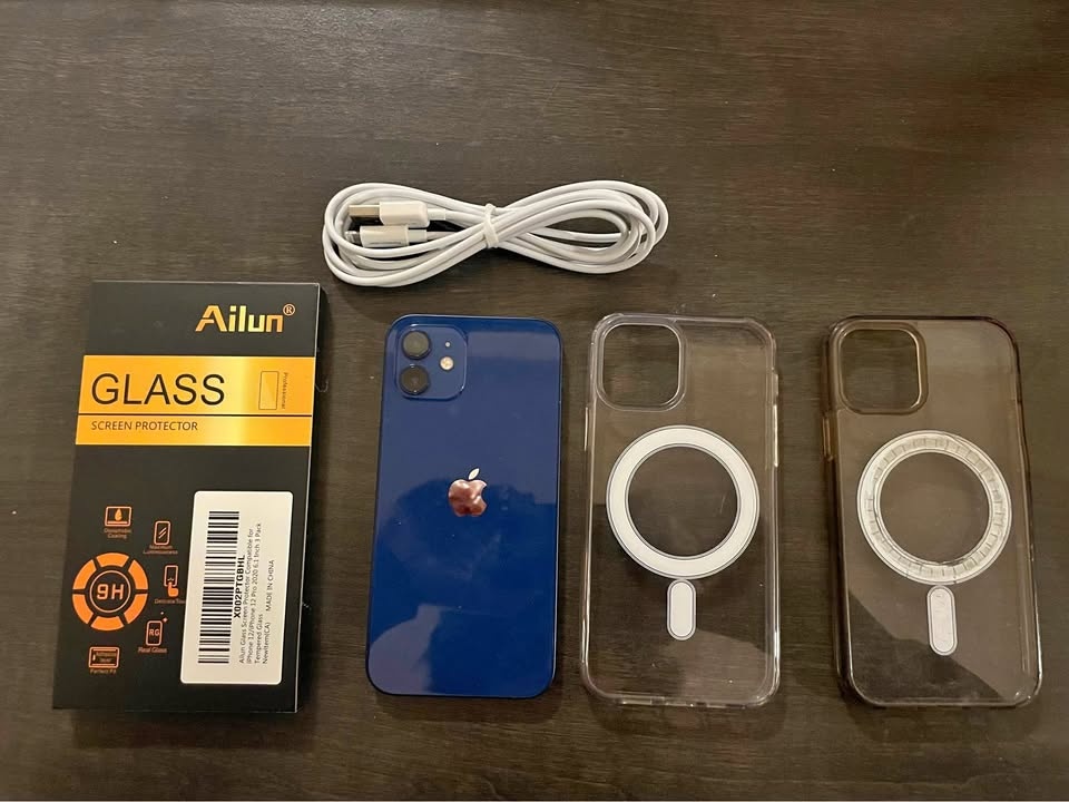 iPhone 12 64GB – Read Description – Good Deal