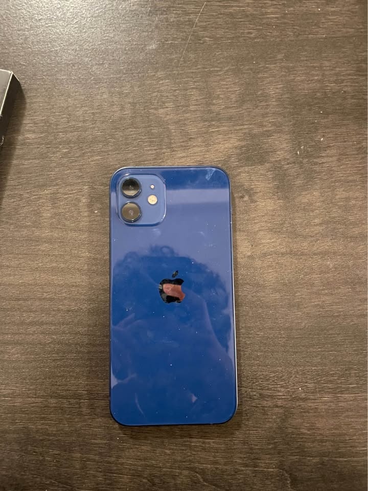 iPhone 12 64GB – Read Description – Good Deal - photo 2