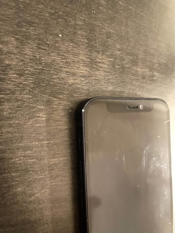 iPhone 12 Mini 128GB - Great Condition - photo 3