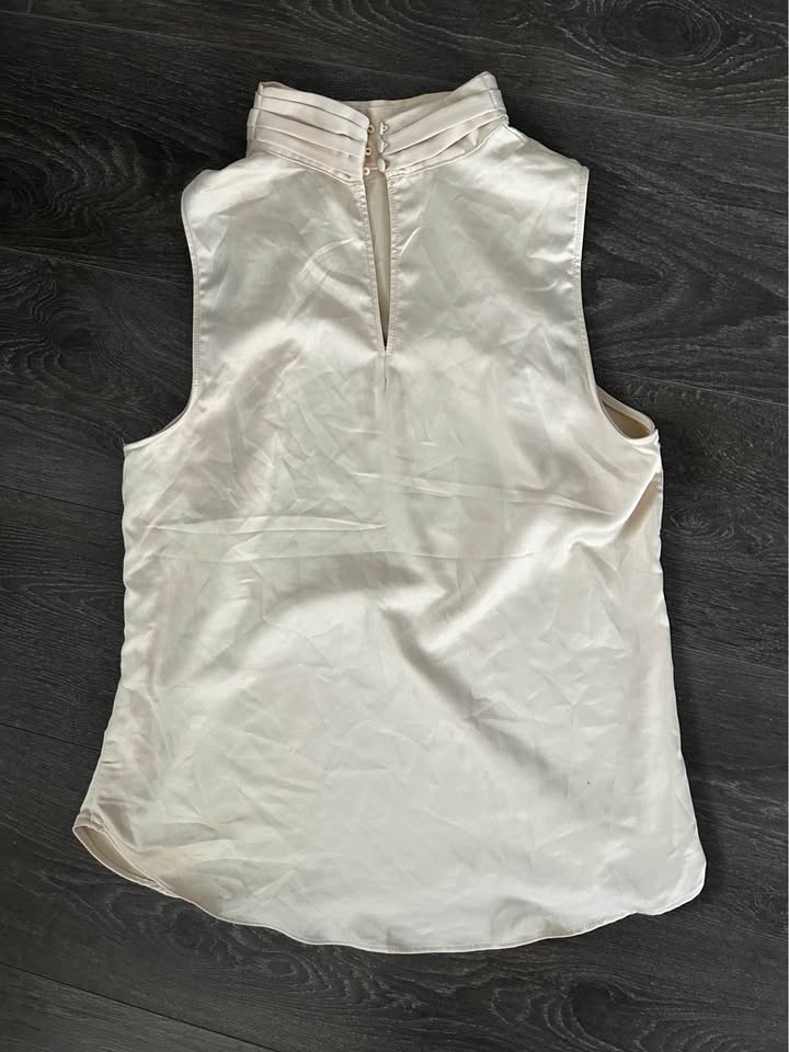 Cream Sleeveless Mock Neck Top - photo 2