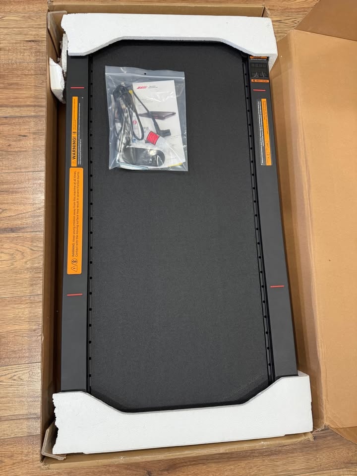 4-in-1 Walking Vibration Pad Treadmill - photo 4