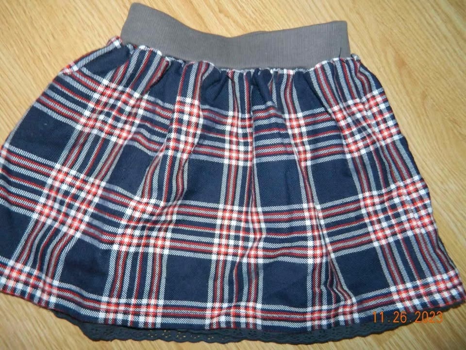 Girls Size 4T-5T Clothing Lot (5 Items, One NWT) - photo 3