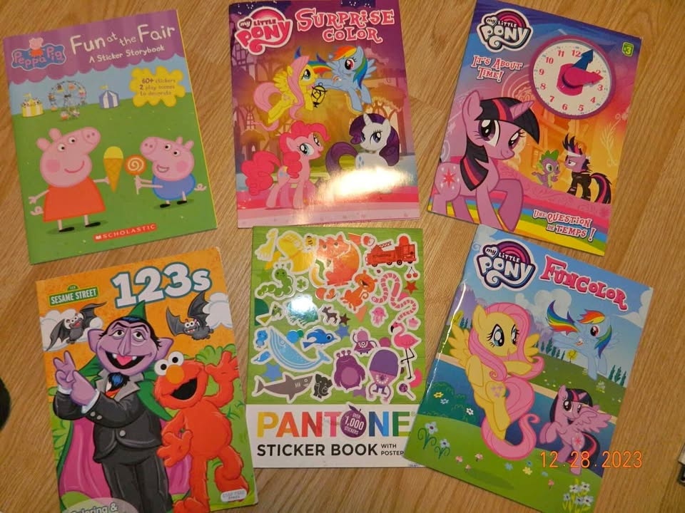 Activity Book Lot - Peppa Pig Stickers