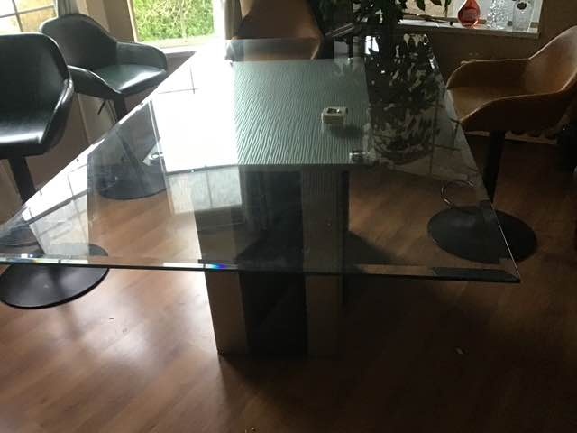 Glass Pedestal Dining Table - photo 3
