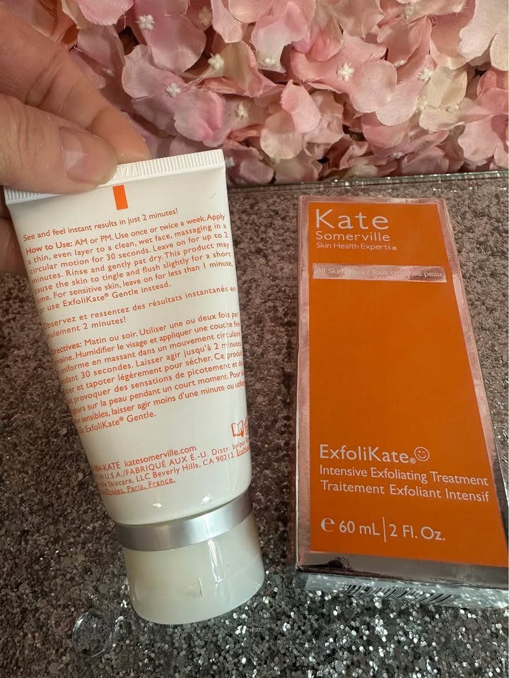Kate Somerville ExfoliKate Intensive Exfoliating Treatment - photo 2