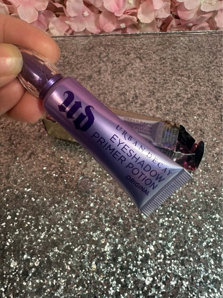 Urban Decay Eyeshadow Primer Potion - photo 3