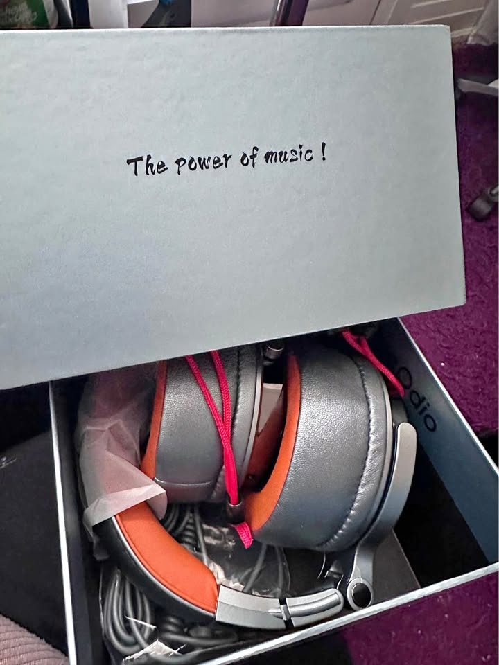 OneOdio Studio Pro 50 DJ Headphones - Brand New