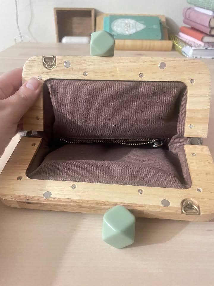 Silver Crossbody / Clutch Bag with Chain Strap - photo 3