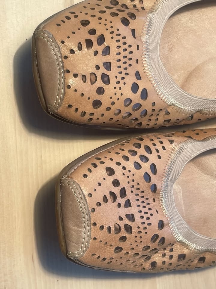 Pikolinos Gandia Laser-Cut Leather Slip-On Loafers EU 40 US 39 - photo 5