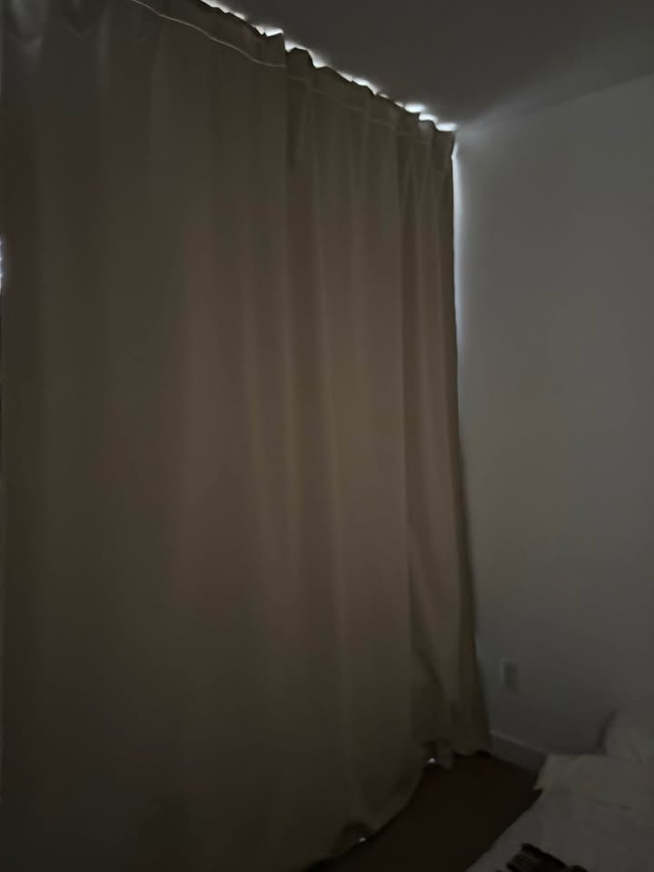 Blackout Curtain & Extendable Rod – Beige - photo 2