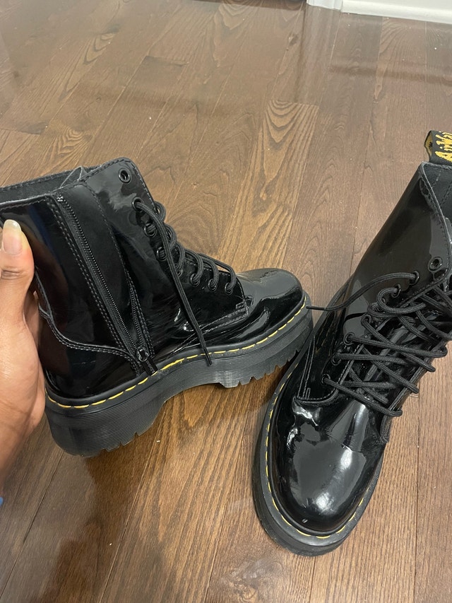 Dr. Martens mens size 7 black boots - photo 3