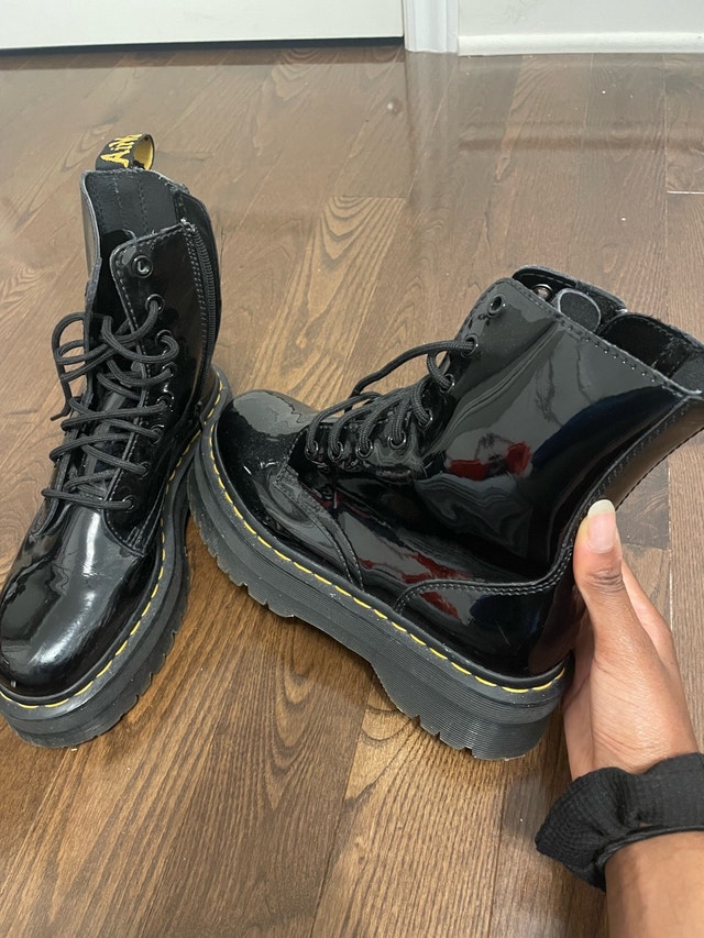 Dr. Martens mens size 7 black boots - photo 4