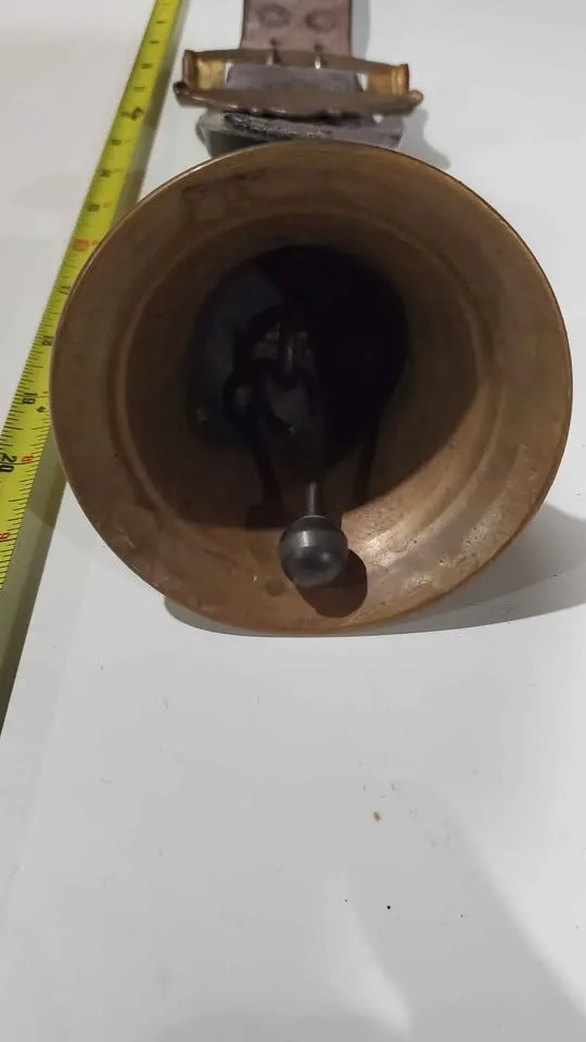 Cowbell antique image indicator(3)