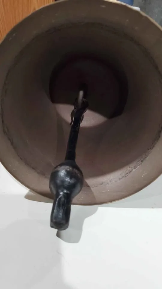 Cowbell 25 inch, leather and brass bell image indicator(2)