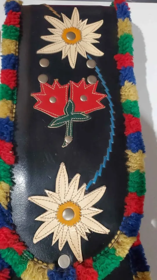 Cowbell 25 inch, leather and brass bell image indicator(3)