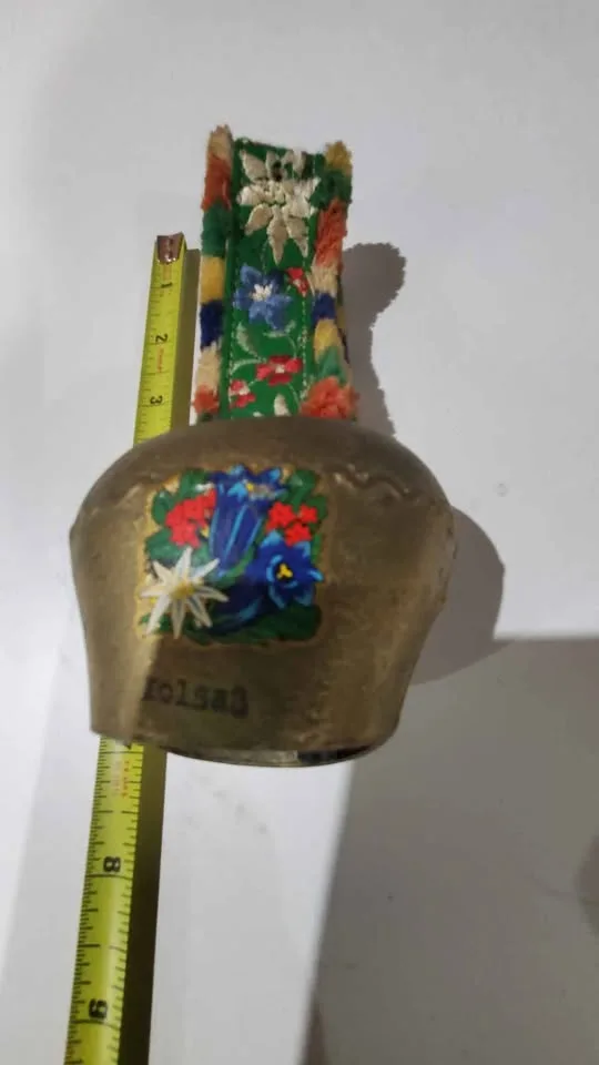 Cowbells image indicator(7)