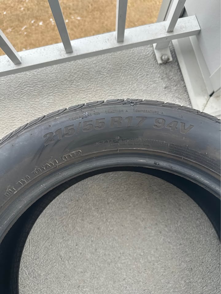 Tire 215/55 R17 94V - photo 3