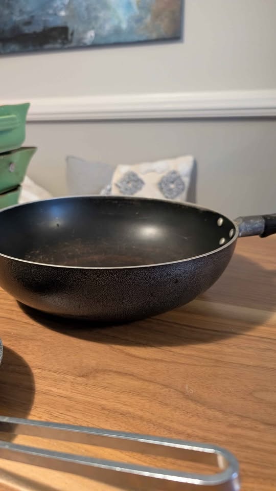 Cookware Set - Wok, Small Frying Pan, Omelet Ease Pan - photo 4
