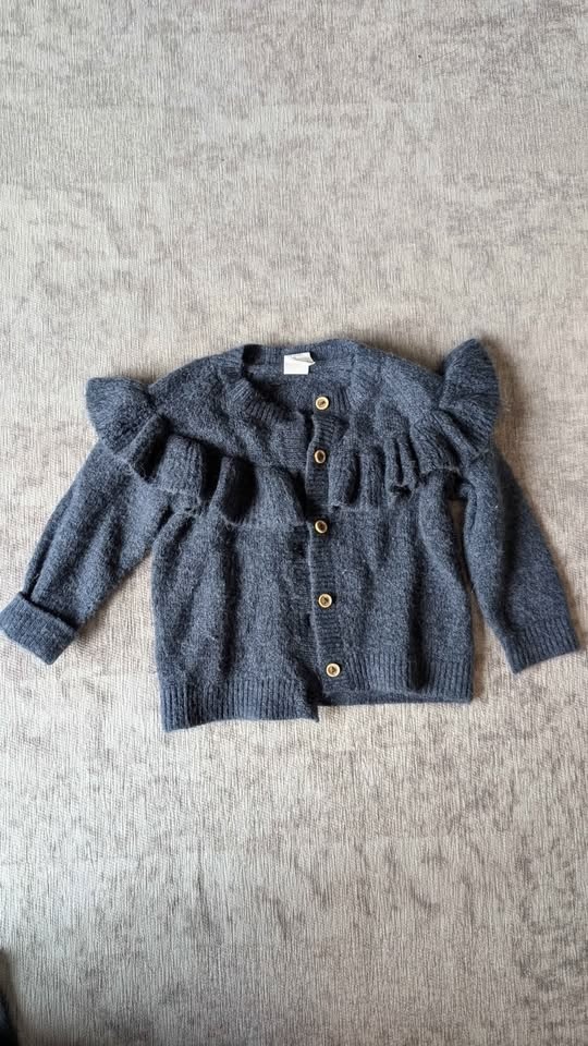18-24m ADORABLE Fall Spring Winter Sweater 8 piece girl bundle - photo 5