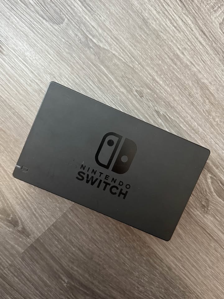 Nintendo Switch Console - photo 4