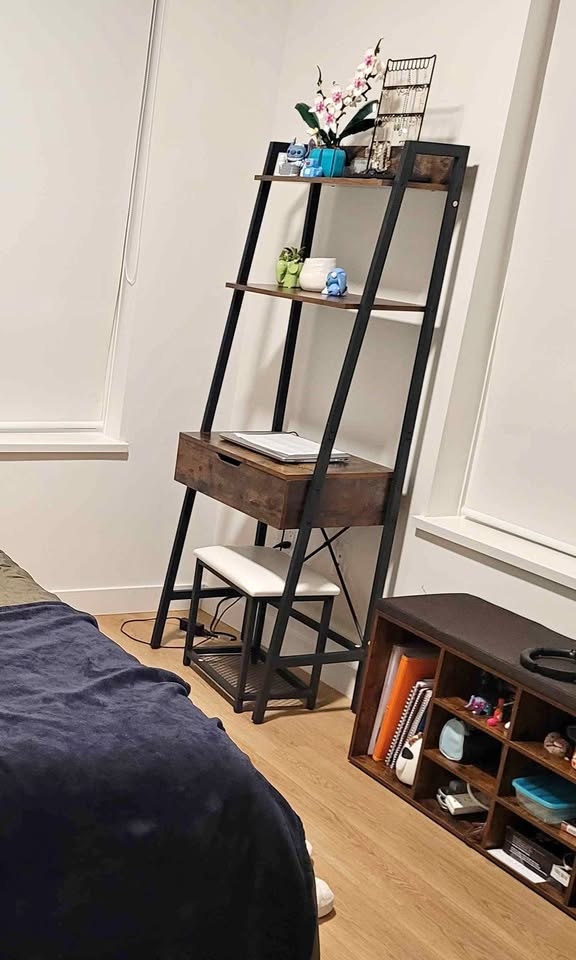 Vanity Desk Set - CHARMAID