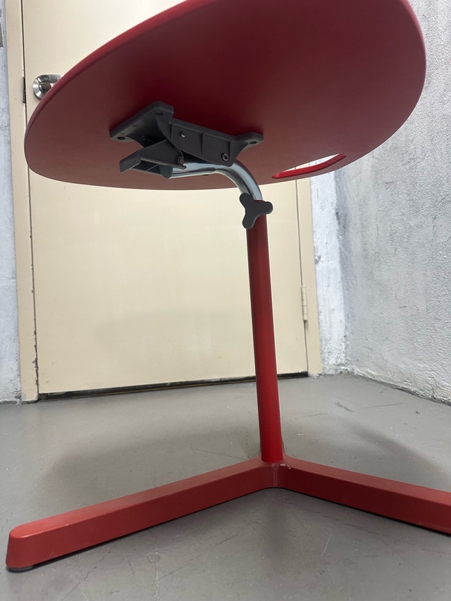 Height adjustable Table - photo 2