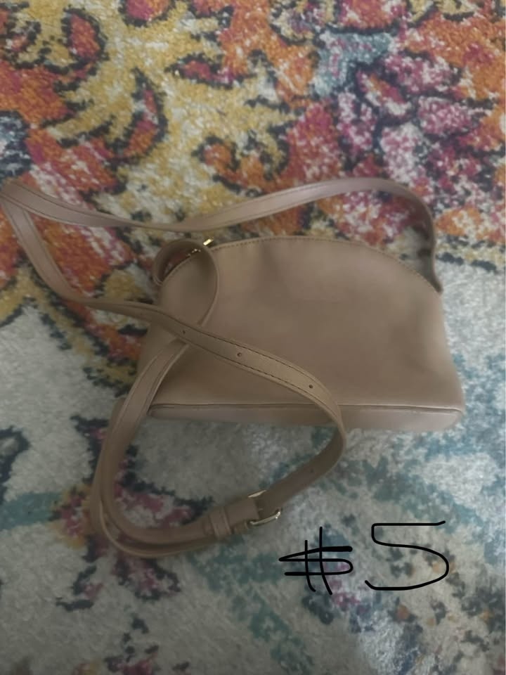 Black Textured Crossbody Bag - photo 2