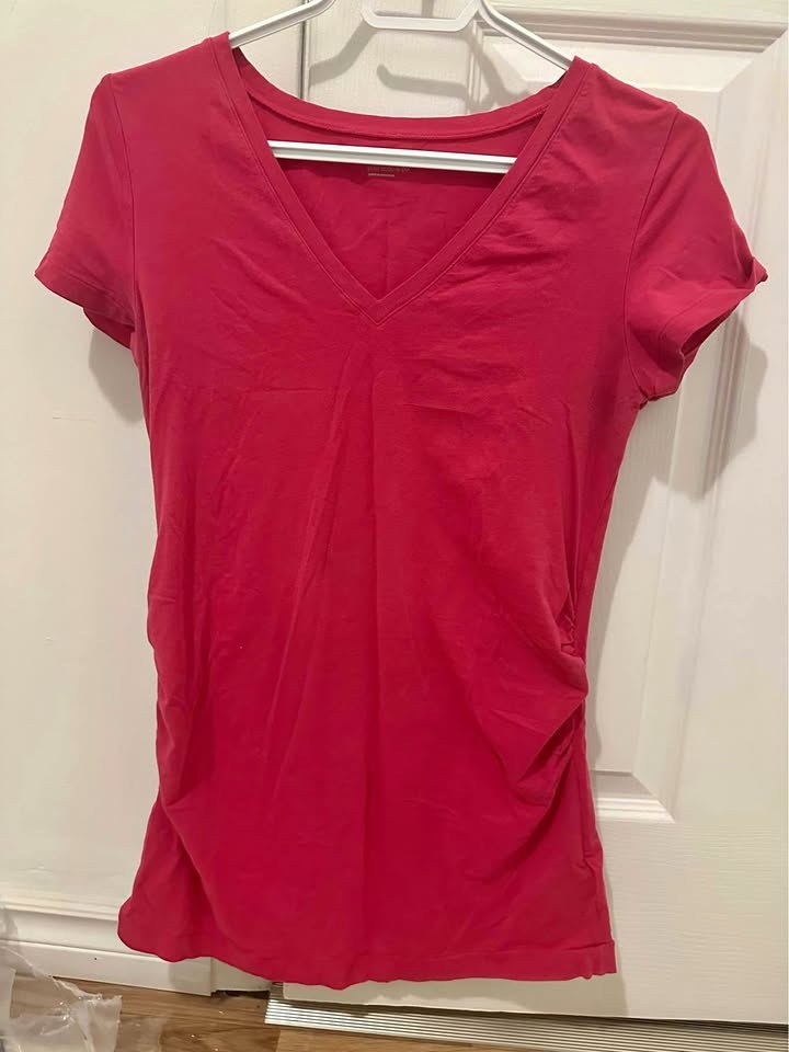 Maternity tops size Medium