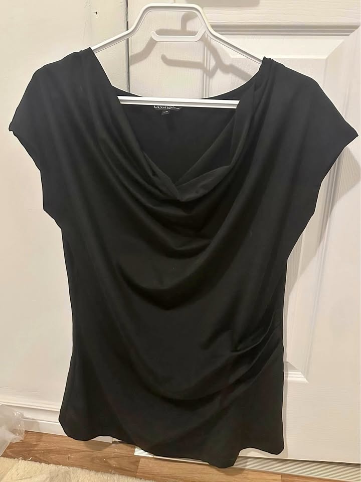 Maternity tops size Large
