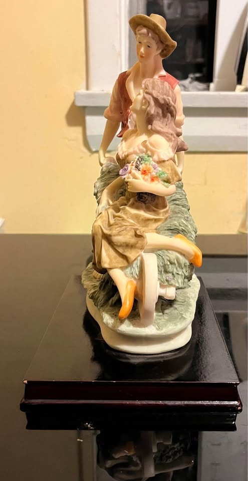 La Anina Collection Man Pushing Woman In Wheelbarrow Figurine 19 - photo 2