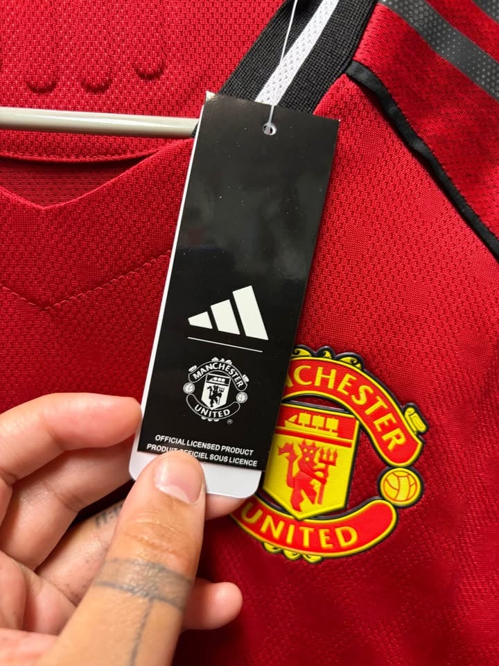 Cunha Man Utd 2025/2026 Home Jersey - Size M - photo 2