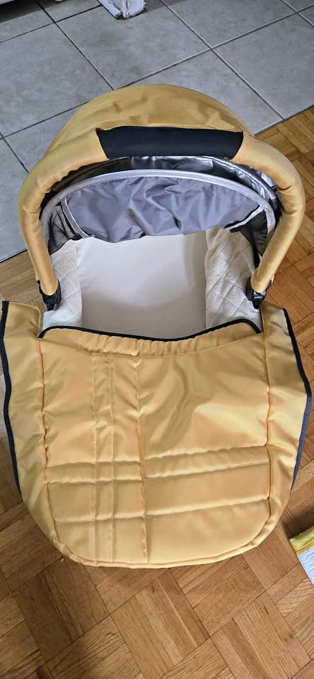 Uppababy Vista Bassinet