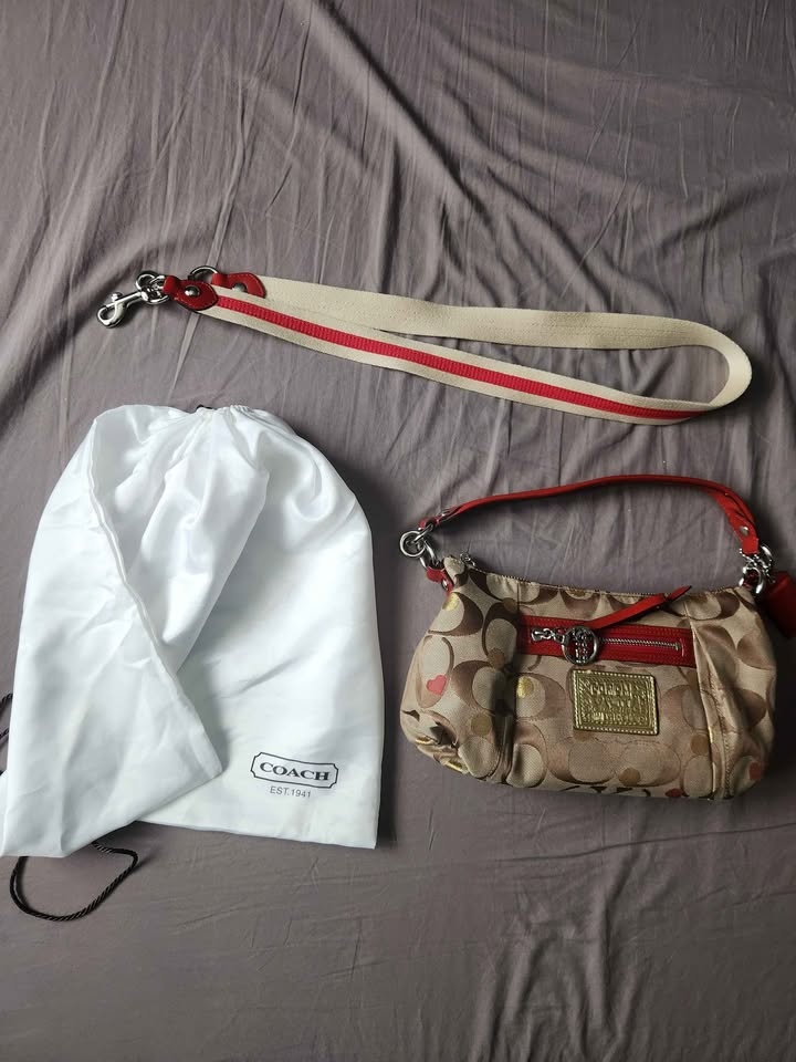 Coach Poppy Signature Shoulder Bag Red - Brand New! - photo 2