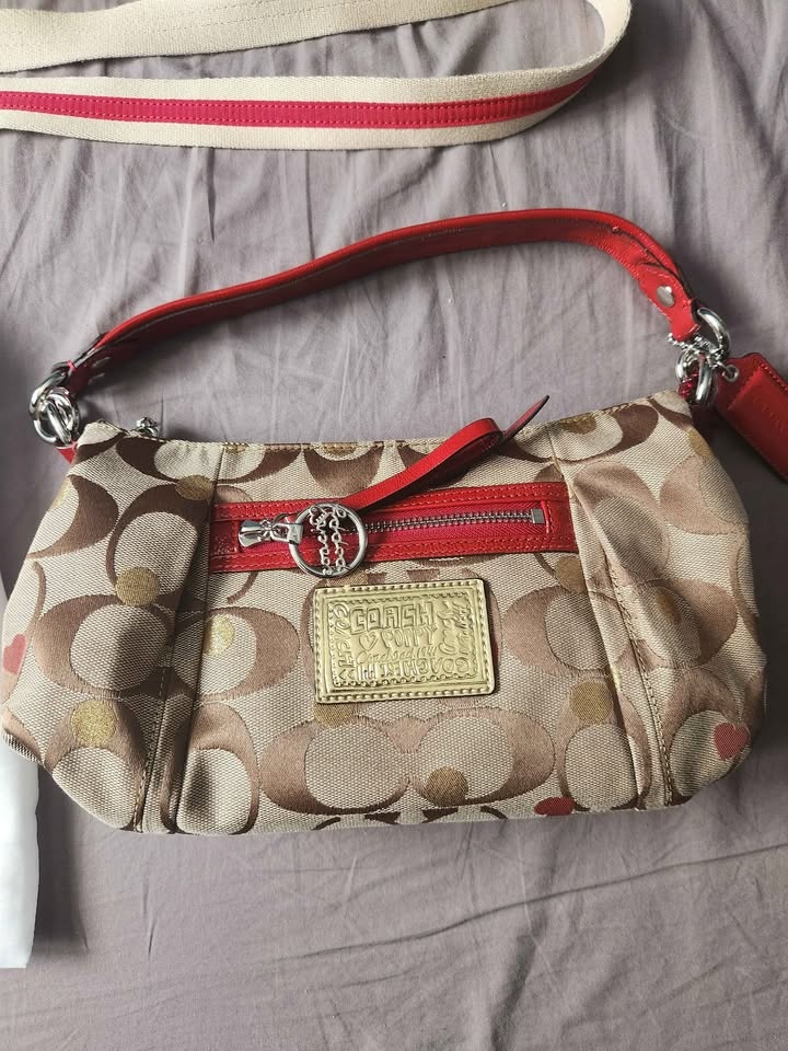 Coach Poppy Signature Shoulder Bag Red - Brand New! - photo 4