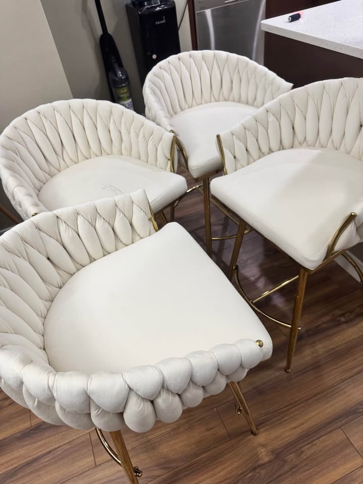 Set of 4 Elegant White Velvet Bar Stools with Gold Legs - photo 3