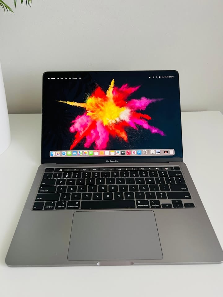 2020 Macbook Pro Touchbar 16GB RAM 256GB STORAGE - photo 4