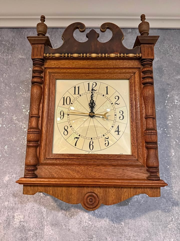 Antique vintage Clock